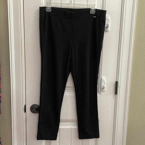 💛ST.JOHN Black Ponte Crop Pants. - Picture 2 of 6